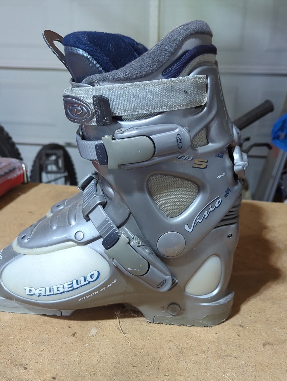 Women Ski Boot - Dalbello Visio Size 24.0/24.5